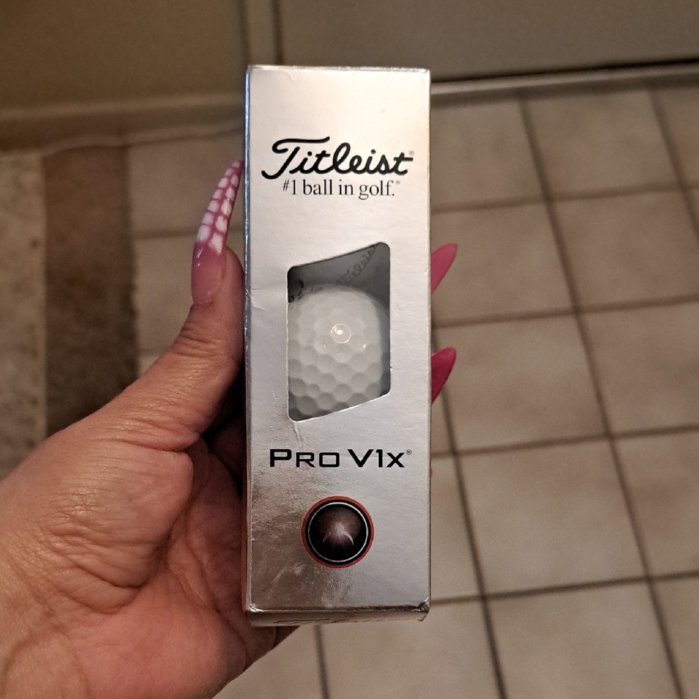 Titleist Pro V1x Golf Ball - Silver